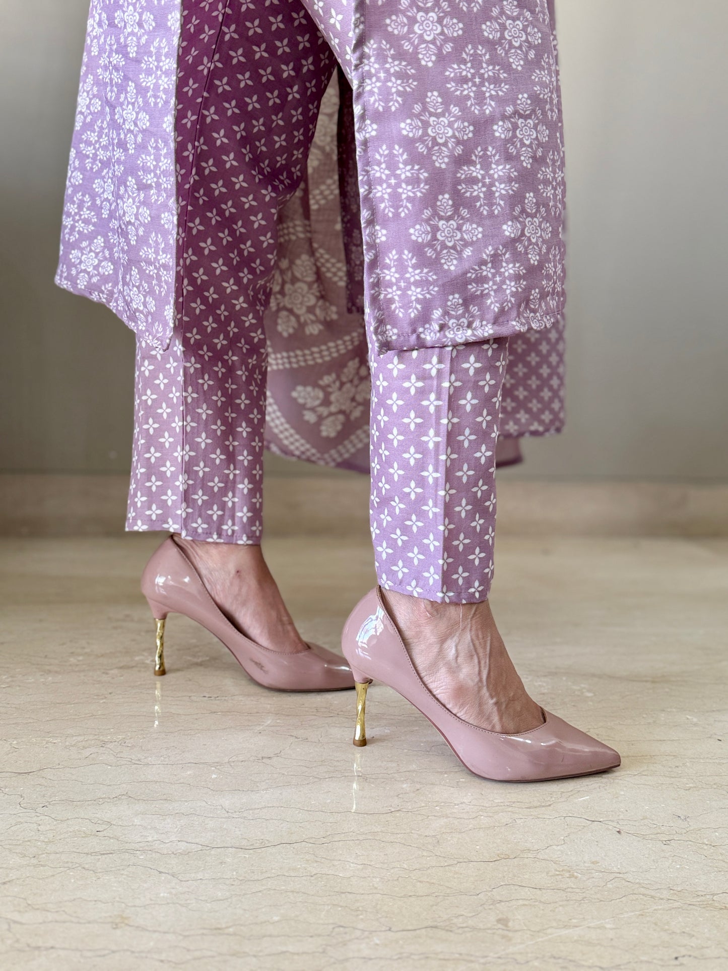 Lilac Floral Cotton Blend suit set with Pant and Dupatta