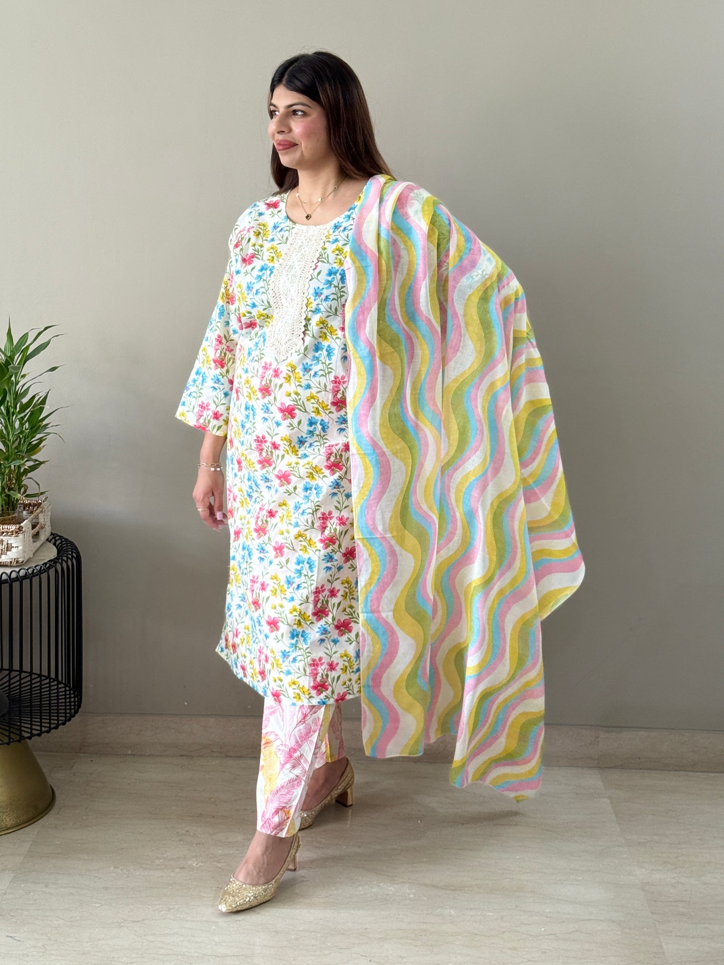 Multicolor cotton floral suit set