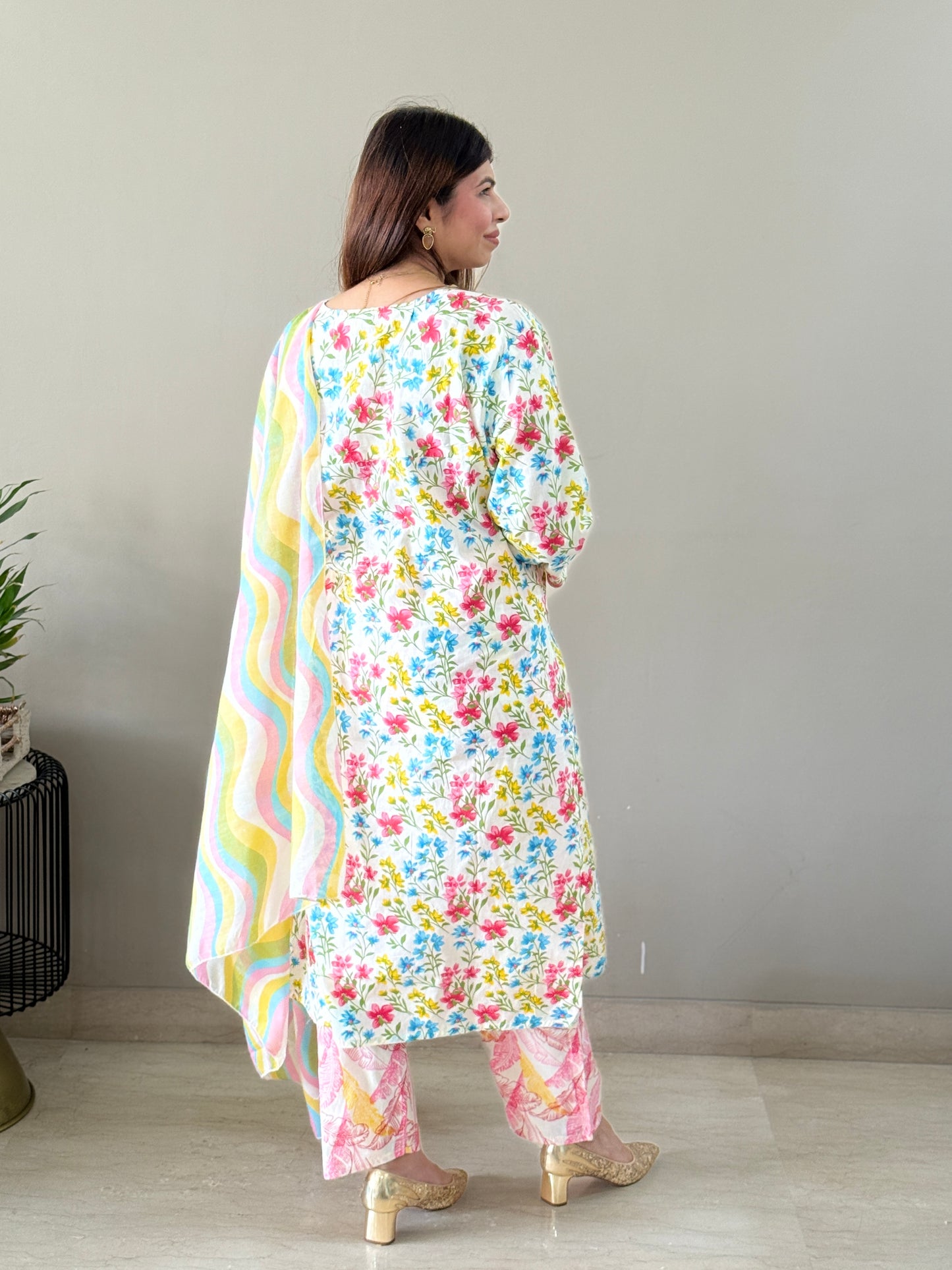 Multicolor cotton floral suit set